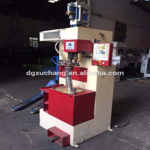 bőrlyukú lyukasztó perforációs gép