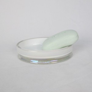 Világos fényű üveg fürdőszoba szett