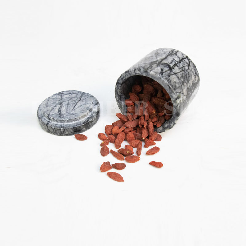 Márvány edény fedővel konyhai edények