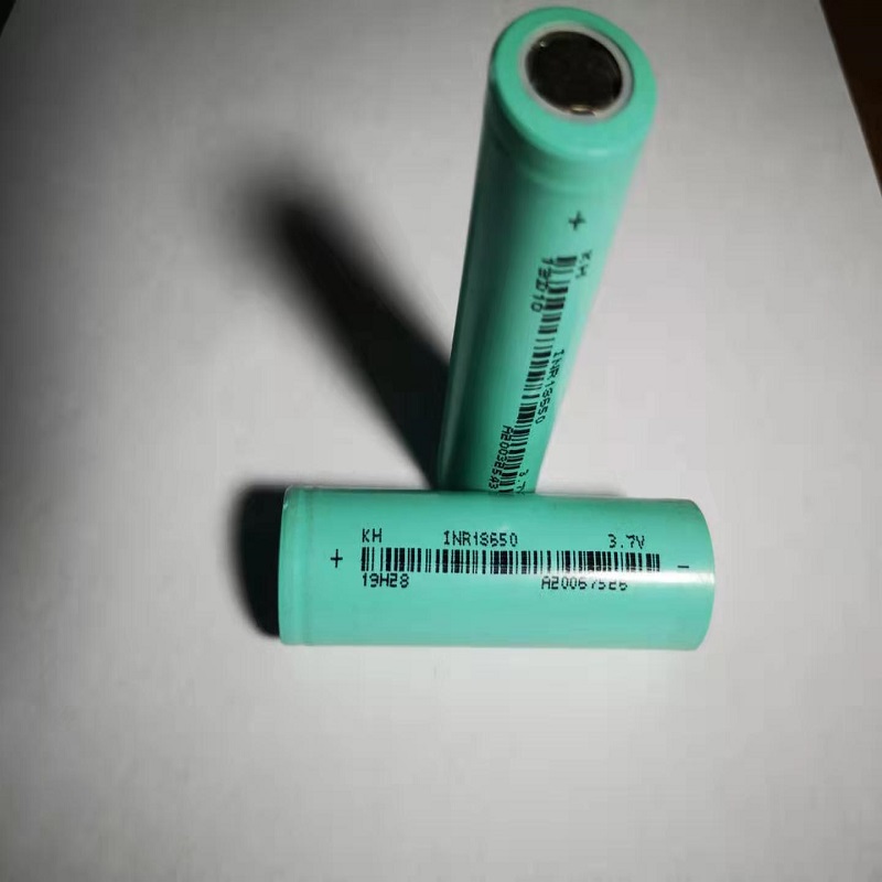 18650 lítium-ion akkumulátor 2000mAh 3,7 V