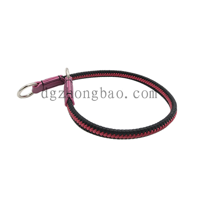 Mikroszálas szövés bőr nyakörvvel