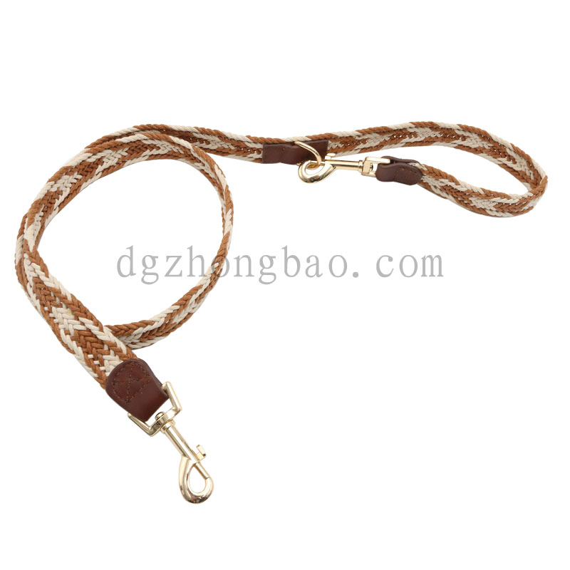 Összekapcsolt fonott házi póráz