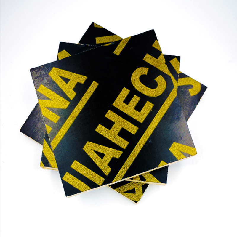 redőnyílás 18 mm poplar mag barna fólia