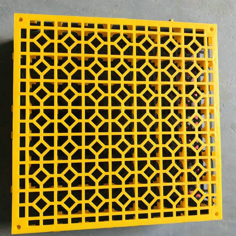 L méretű PP egymásba fonódó padlóburkolat csúszásgátló műanyagok kültéri műanyag burkolólapokhoz