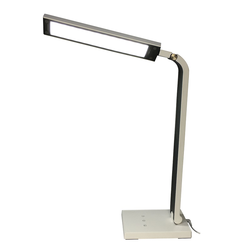 528 Factory nagykereskedelem 2019 Best seller Eye-védő LED Desk Lamp