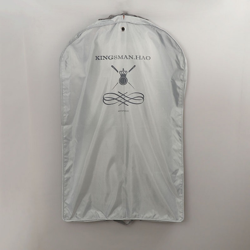 SGW18 nagykereskedelmi ruházati cipzáras táska férfi ruha utazási ruházati táska egyedi logóval