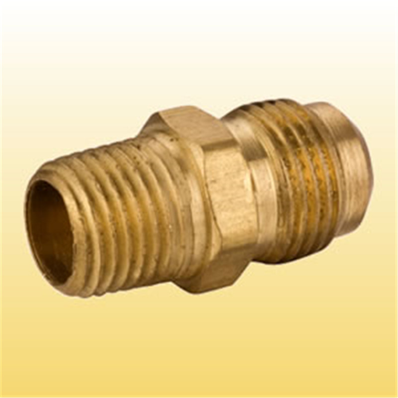 Sárgaréz fáklya illesztése