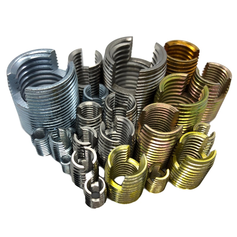 302 sorozatú önvágó betét vágóhoronyval, borda nélkül, 500K készlet