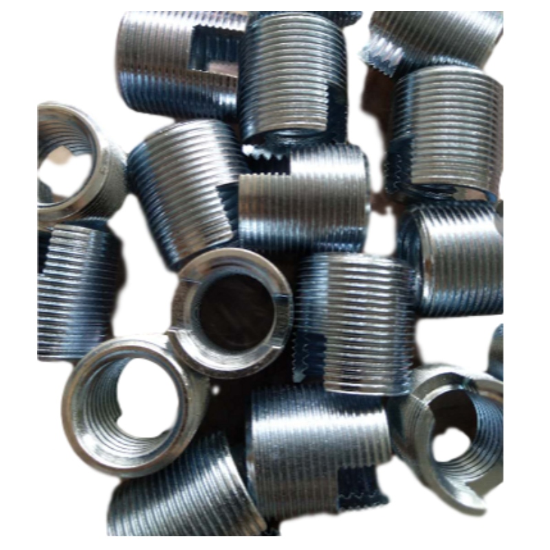 302 000 040.500 302 M4 * 0.7 * 6.5 * 0.75 * 8L önmetsző menetbetétek vágónyílással