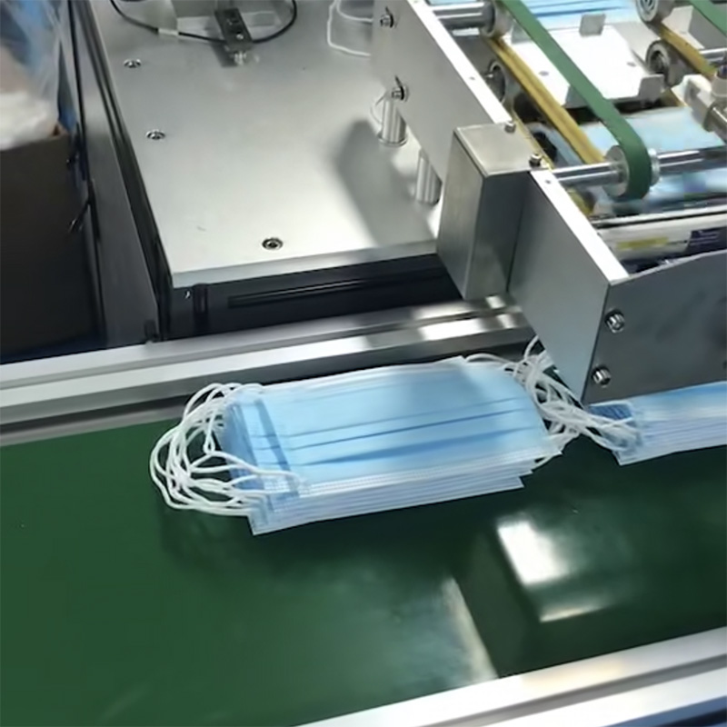 Egyszer használatos maszkok