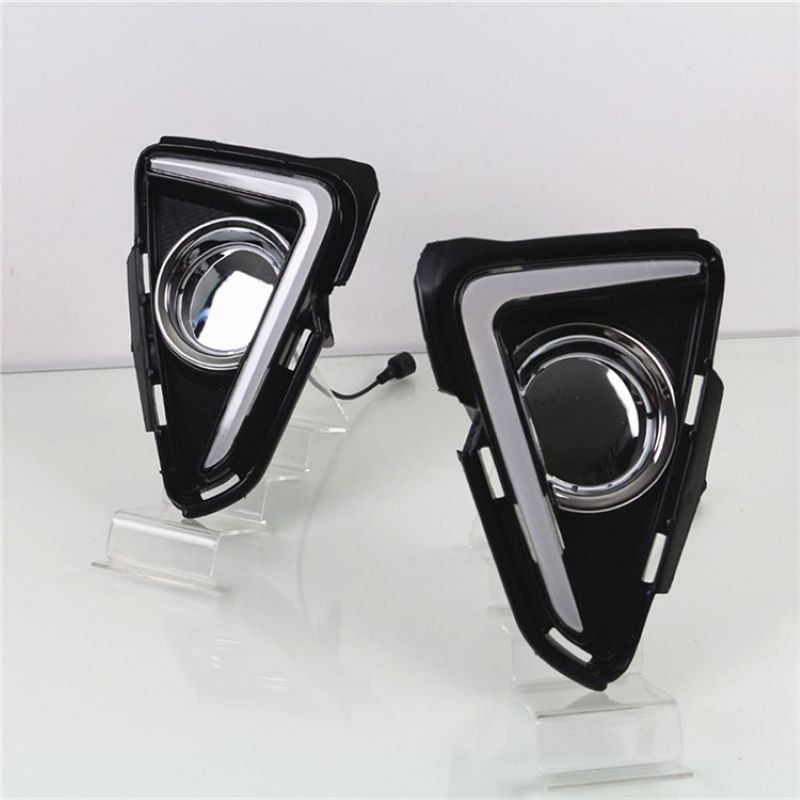 Toyota Rav4 2017 nappali menetlámpa Toyota Rav4 2017,Fog lámpa Toyota Rav4 DRL számára