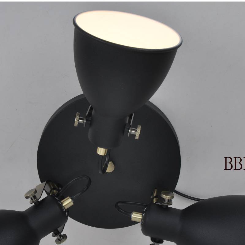 Mennyezeti lámpa 3 db-os forgatható fém árnyékolással