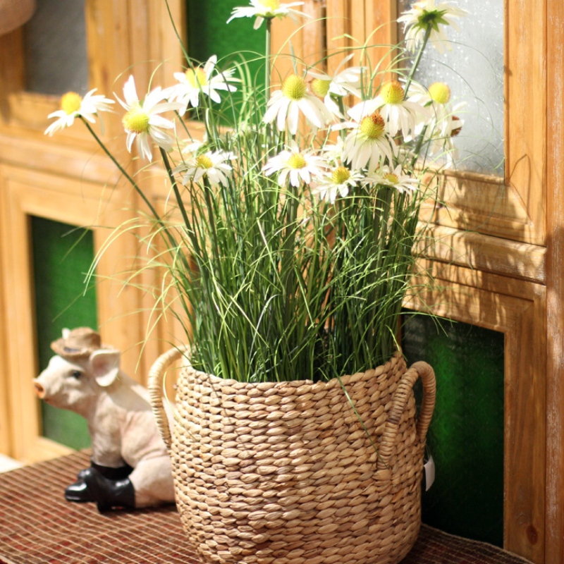 Szalmaszőtt tároló kosár