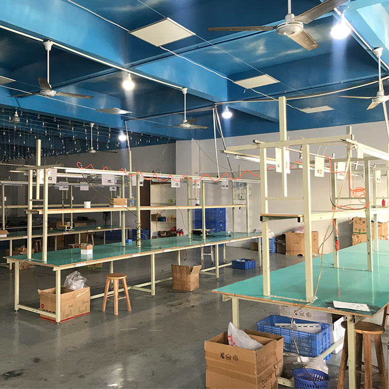 Új Factory Kick 2020