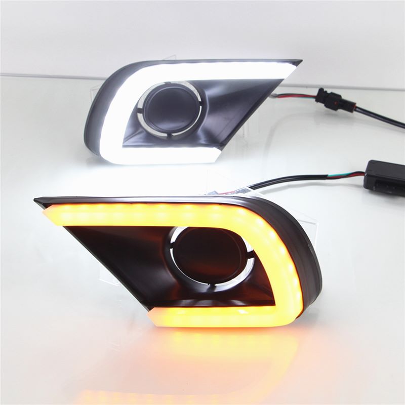 Toyota Innova 2013,Toyota Innova 2013 nappali menetlámpa Toyota Innova 2013 DRL esetében