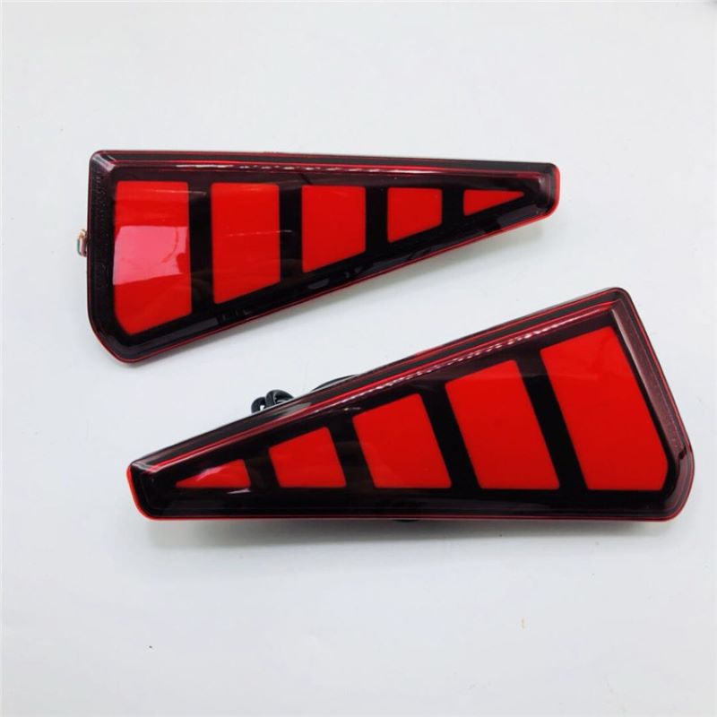 A Toyota Voxy 2016 hátsó Bumper Lamp Toyota Voxy 2016 esetében 2019.Brake lamp Toyota Voxy 2016