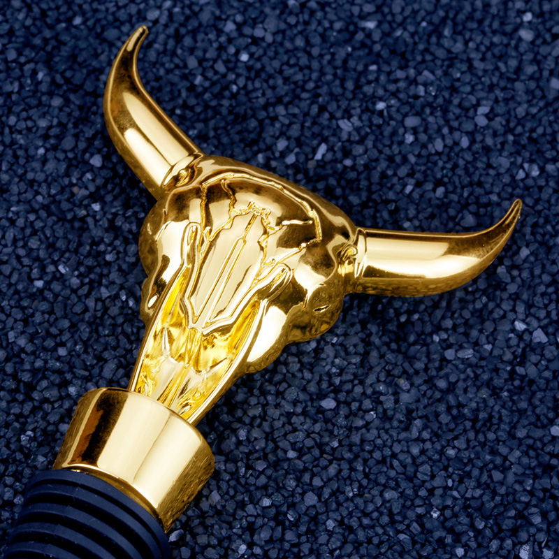 Fém dekoráció tehén fej alakú bor dugóval