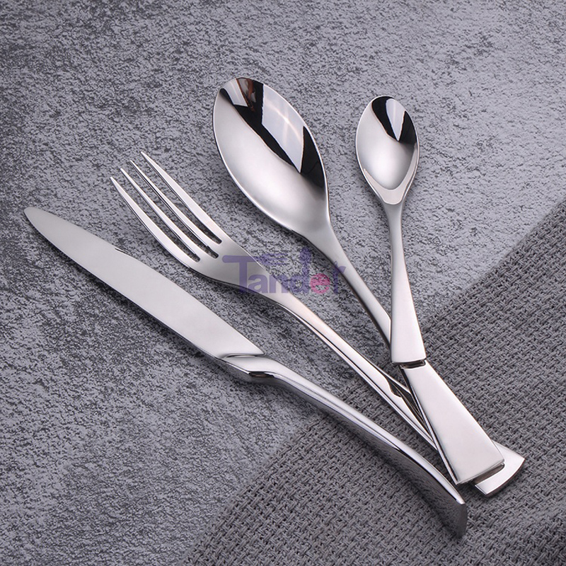 otthoni esküvő 4db elegáns rózsa arany inox evőeszközkészlet