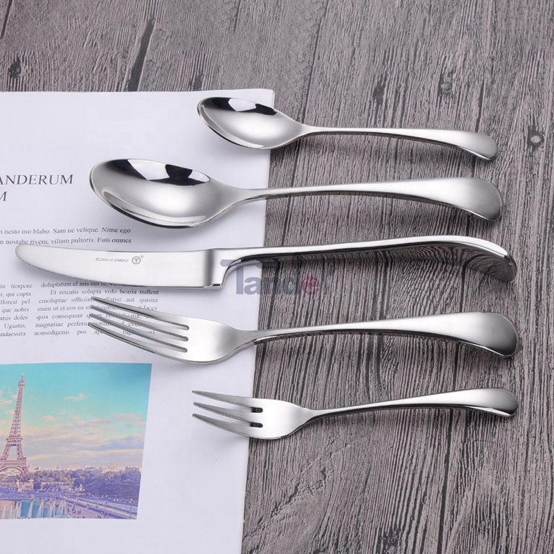 Fordított design Stainless Steel Konyha Étterem Party Tableware Cutlery 24PCS készlet