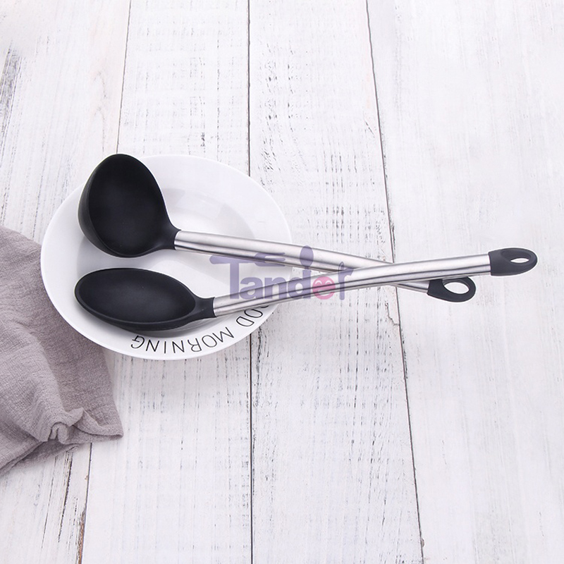 Rozsdamentes acélnyelek Főzési eszköz BPA Szabad, nem mérgező szilícium-dioxid Turner Tongs Spatula Spoon Konyhai Gadget Uttensil Set