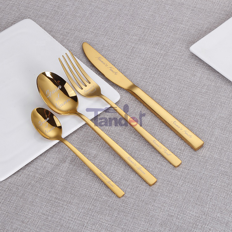 Egyedi lézer a Név Logo Szöveg a Stainless Steel Cutlery Set Knife Fork Spoon- on