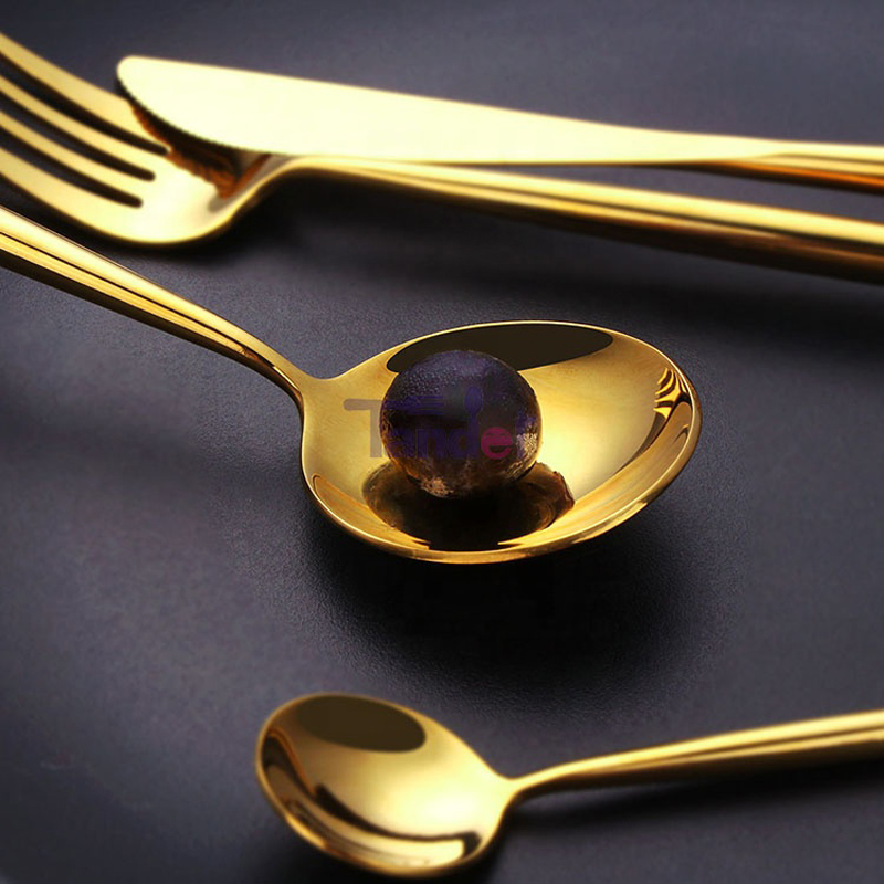 18\/8 LFGB rozsdamentes acélból kapható nagy tükörben alacsony mennyiségű készlet étkészlet arany evőeszköz készlet