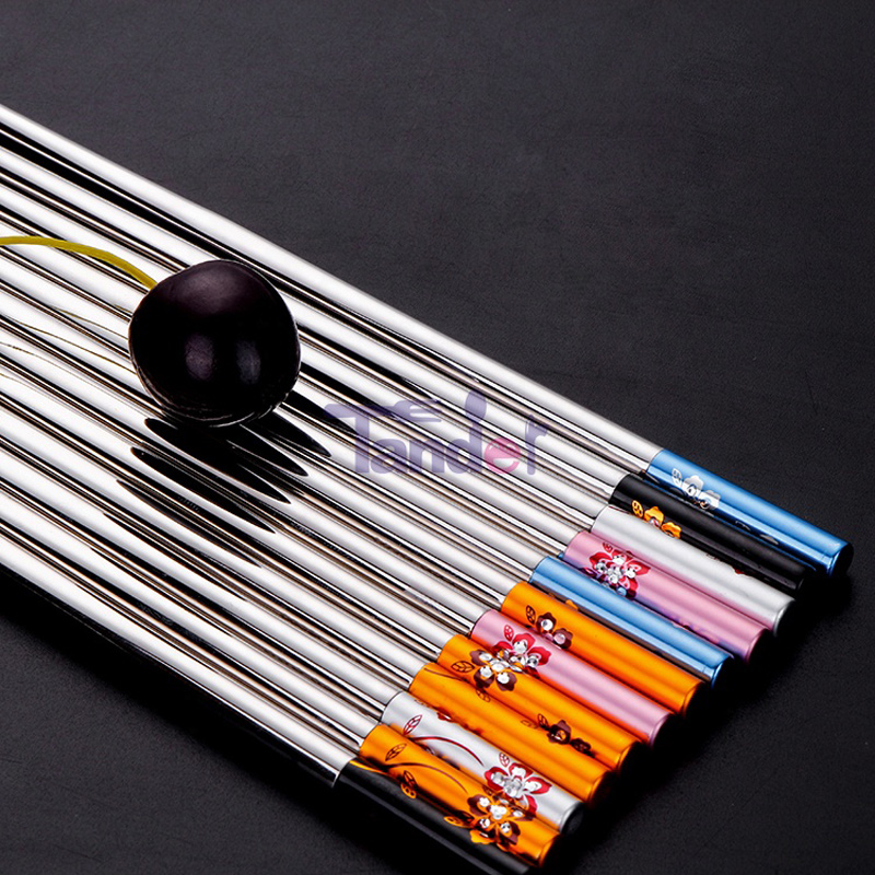 Elegáns étterem, színes csillag mintázat, gyémánt stílusú, kerek, 23cm 304, közvetlen nagykereskedelmi rozsdamentes acél pálcika eladó