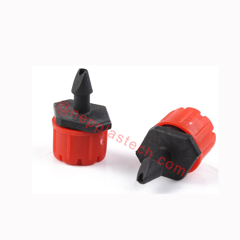 vízcseppek öntözőrendszer csepegtető öntözés állítható csepegtetőfejek