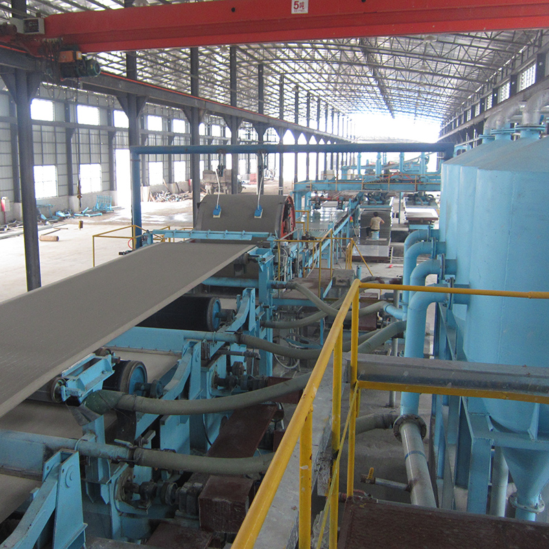 Kalcium-szilikát deszka \/ szálas cement nyomólemez berendezések