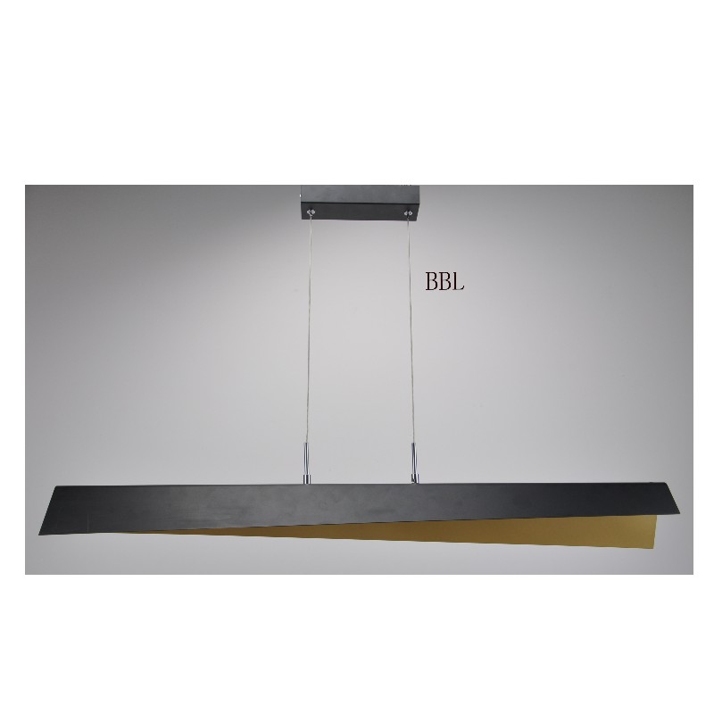 LED függő lámpa fém árnyékolással és arany belsejében