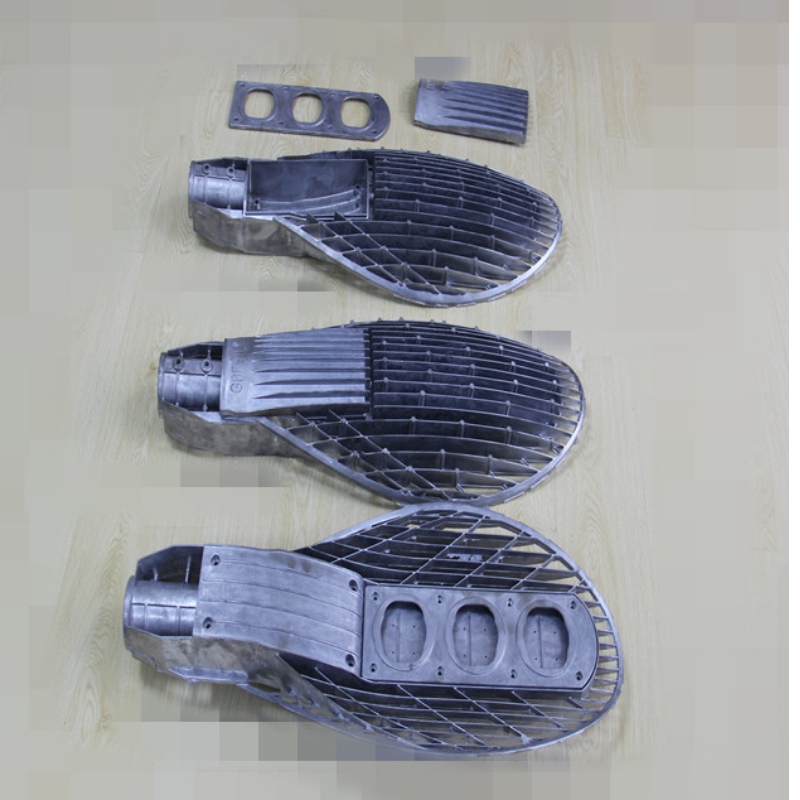 Alumíniumötvözött lámpák szerelvényei