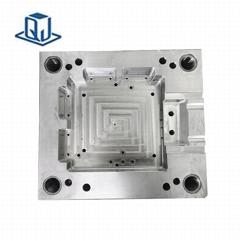 fecskendezési penész