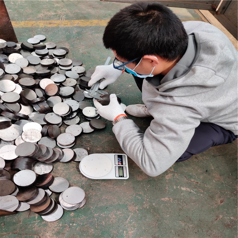 SAE1045 STEL ROUND BARK, AMELYEK LEZÁRHATÓK