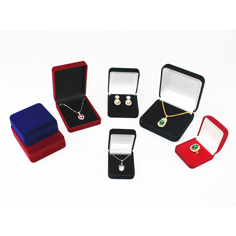 Ajándékdoboz ékszeres doboz bársony doboz