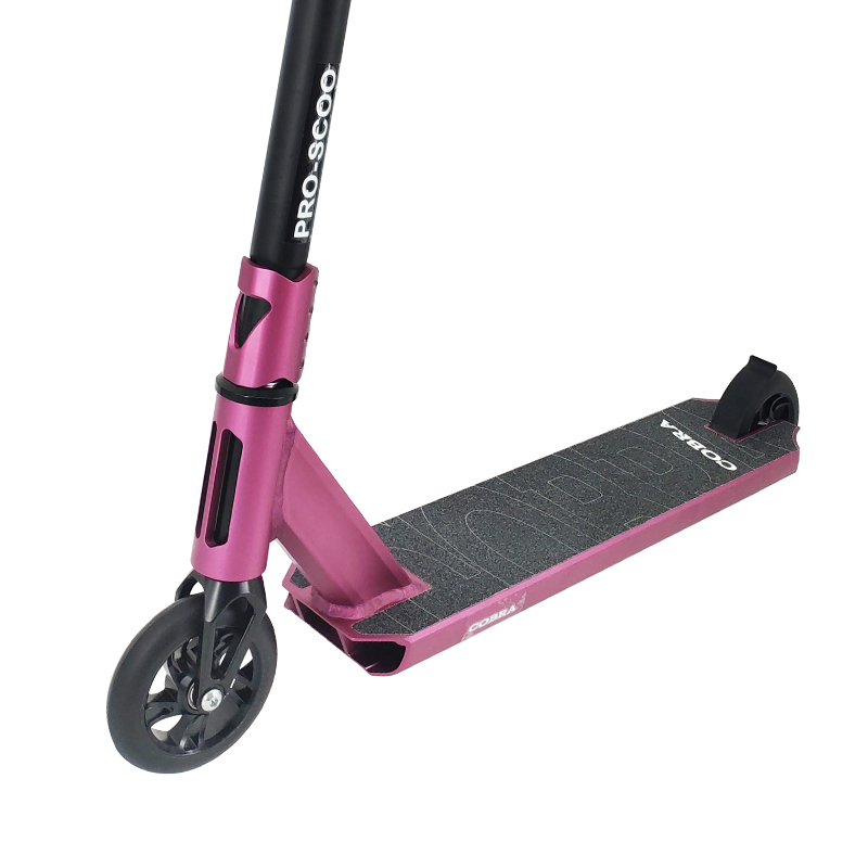 110mm mutatványos robogó