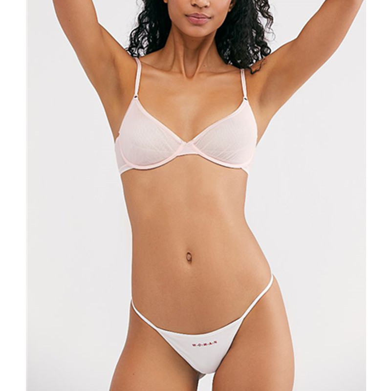 Imádom a bőröd G-String 3-as csomagolását.