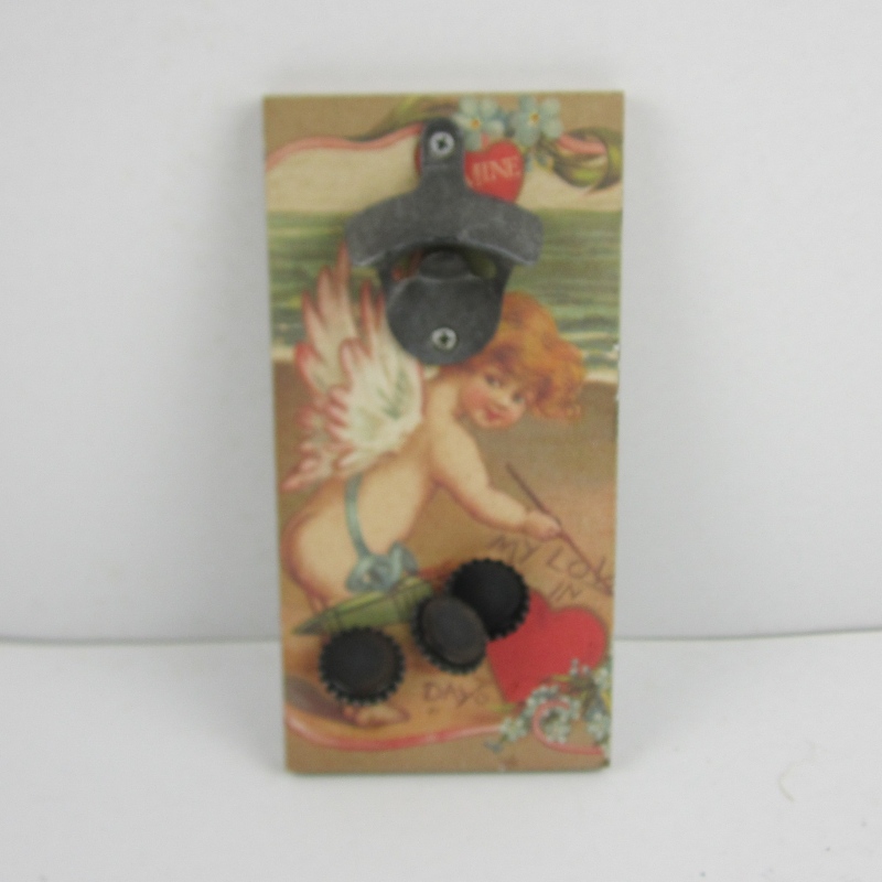 Falhoz szerelt fa plaque Bottal Opener mágneses fejfogóval