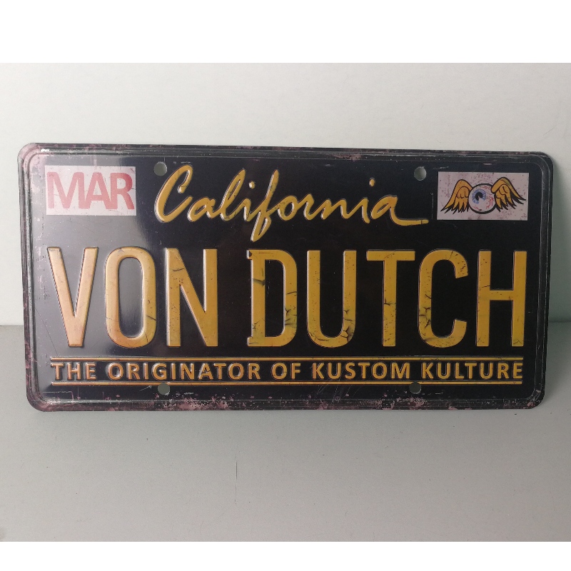 Dombornyomott fém autó rendszámtábla Autó rendszámtábla