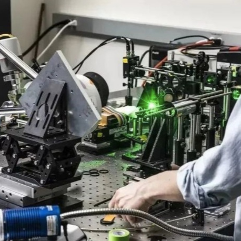 Áttörés!A tudósok kifejlesztettek egy új típusú lézert!