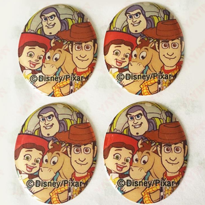 Professzionális egyedi gyártású ragasztó, kiváló minőségű közvetlen értékesítésű öntapadós címke, kristályragasztó PVC \/ Pc címke műanyag