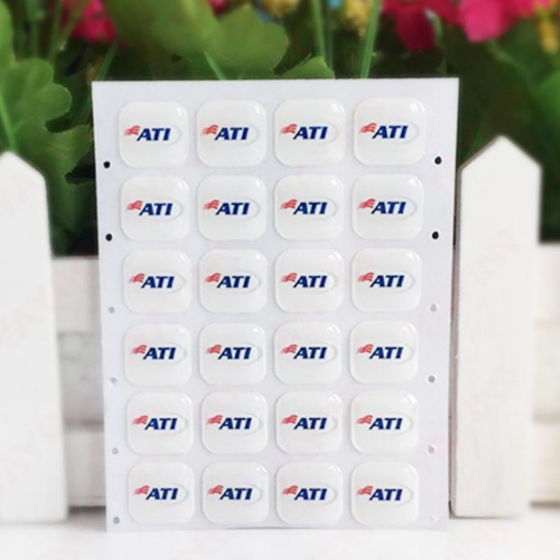 A gyártó egyedi matrica csöpög, átlátszó PVC kristály-műanyag címkecseppek, öntapadós műanyag címkecseppeket testreszabva