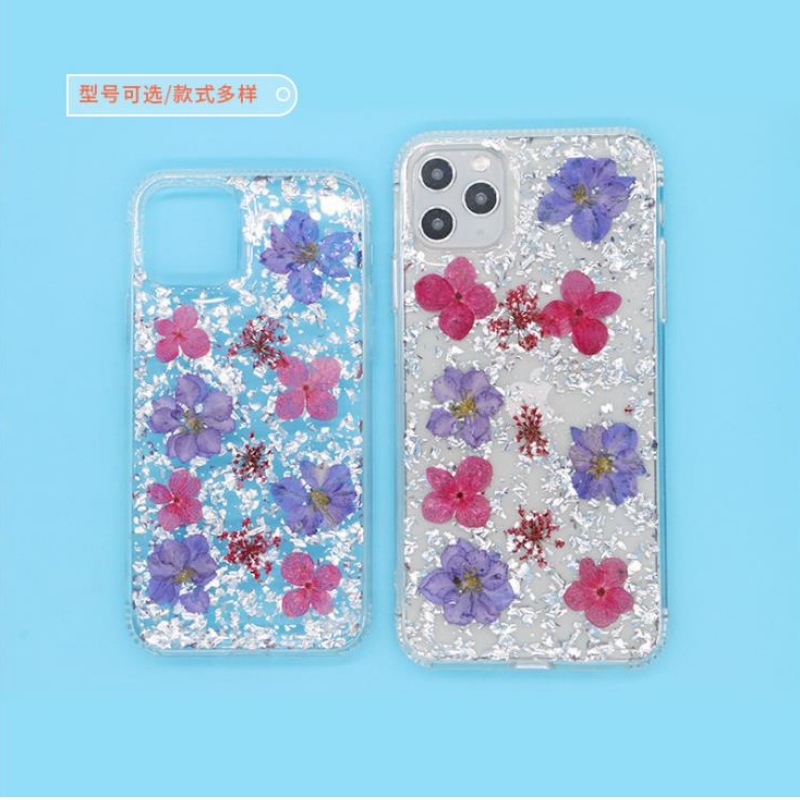 Az iPhone tokja alkalmas a telefon átlátszó tokjára