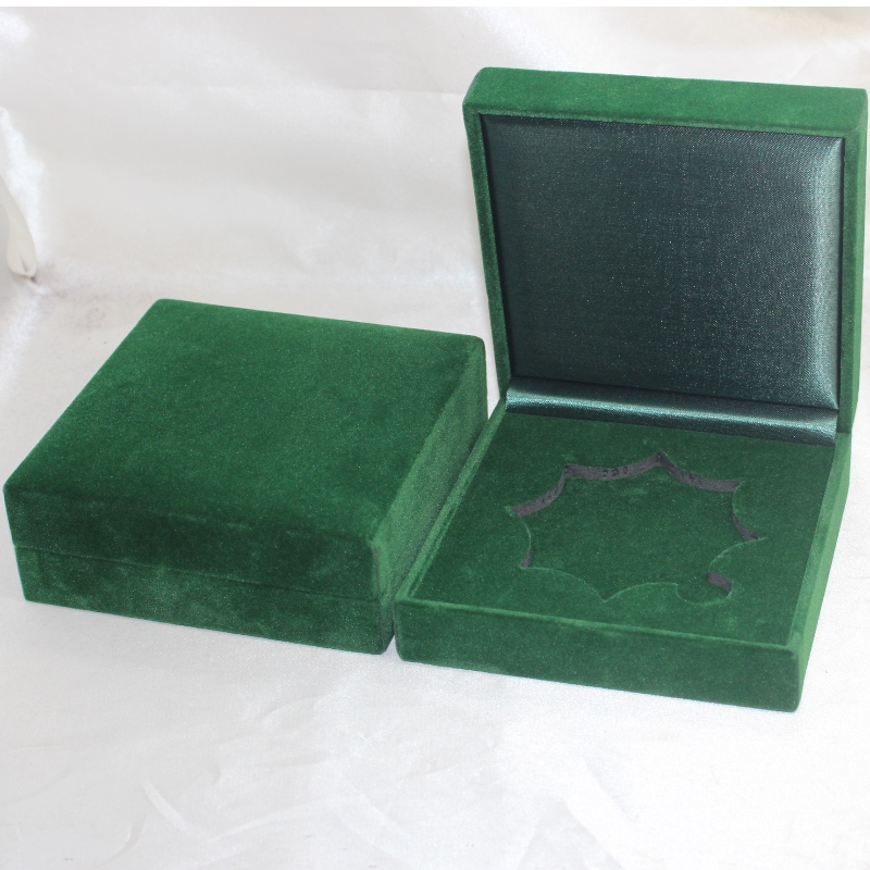 Cikk V-22 négyzet alakú műbőr papírdoboz 90 * 90 mm-es érmehez, jelvényhez, érmethez stb. Mm.128 * 128 * 50, súlya kb. 191g