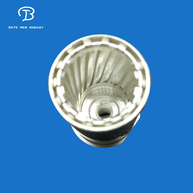 Energiatároló csatlakozó kivezetése Az akkumulátor csatlakozója