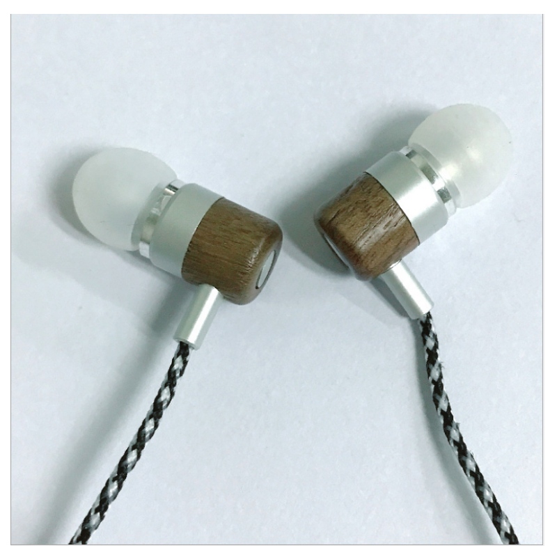 Fából készült korlátozott fülhallgató