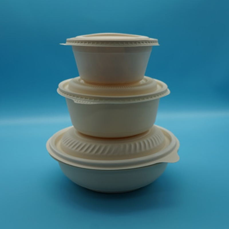 Az étterem gyorsan biológiailag lebontható, forró rekeszből eldobható, környezetbarát, mikrohullámú, légmentesen tároló tartályokat tartalmaz