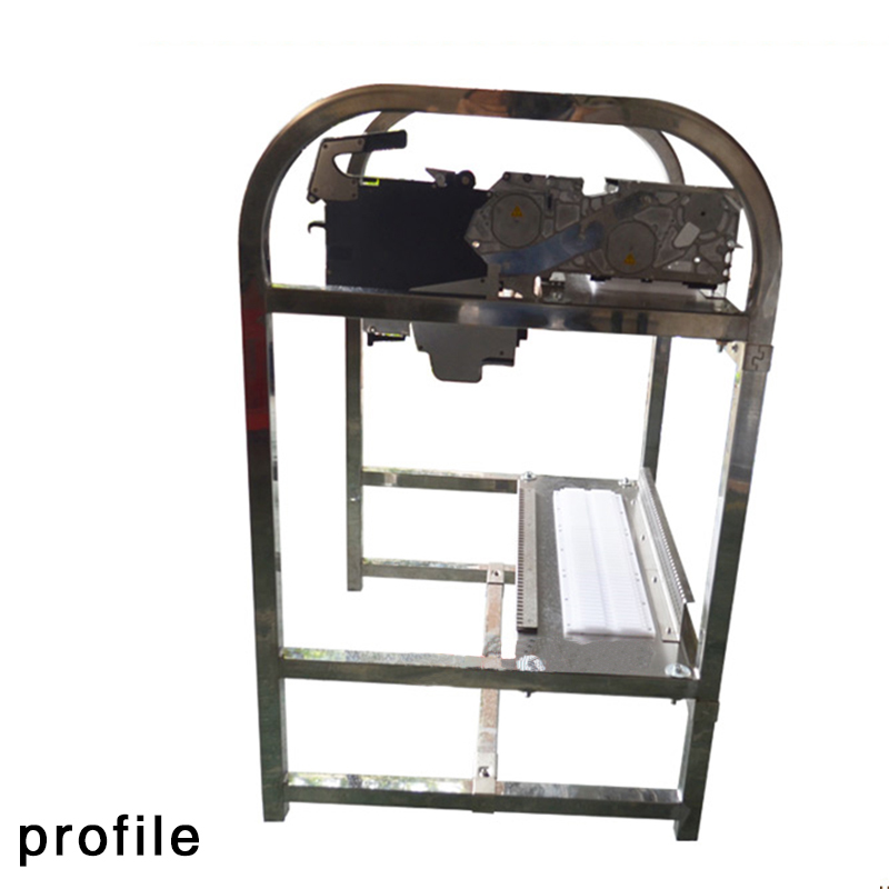 JUKI elektromos adagoló kosárba helyezés