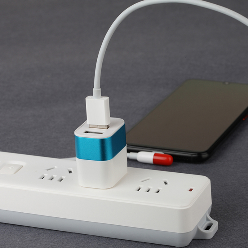 Factory Price FCC gyorstöltésű utazás 2 port Uzb Eredeti hordozható töltő gyors mobiltelefon töltő iPhone 5 6 7 7 8 x