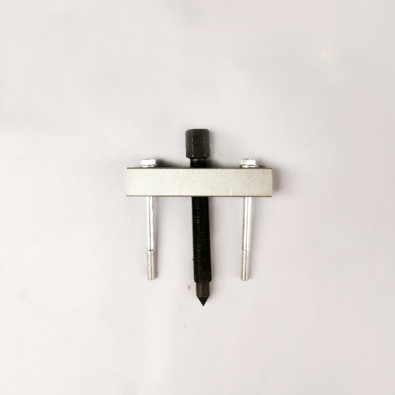 Egyhorgos, kétkarmú gerendás csiga, szivattyú tartókarma, forgattyús csiga