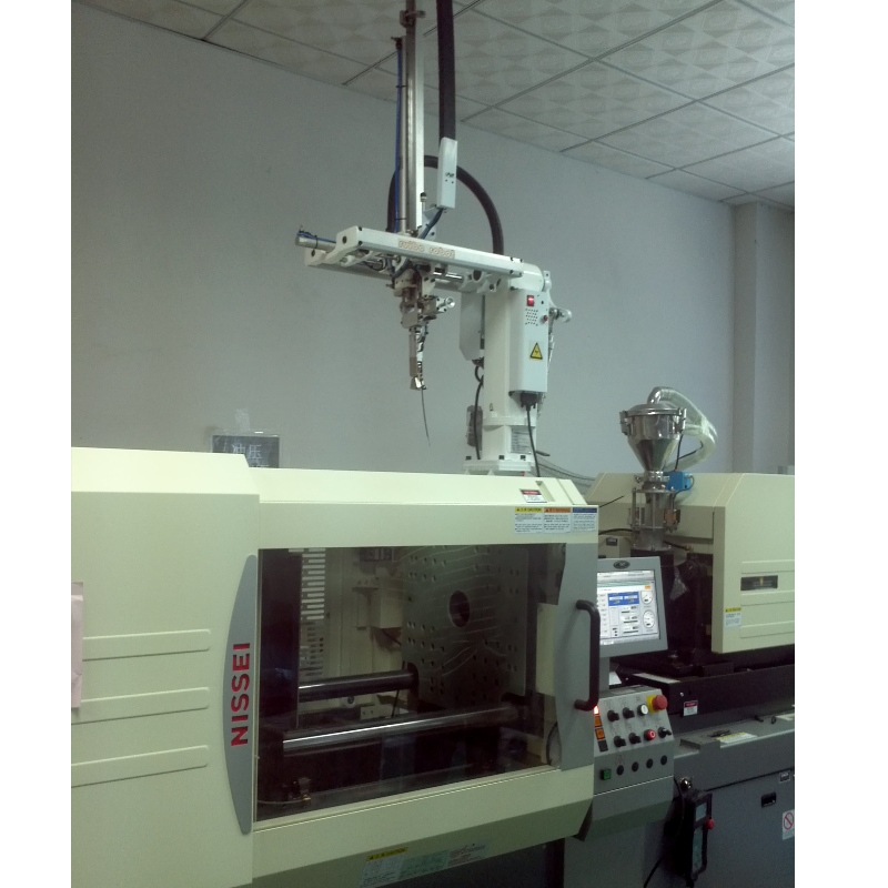 Injekciós robot hajló karosszéria robot befolyásoló robot elsődleges forrás